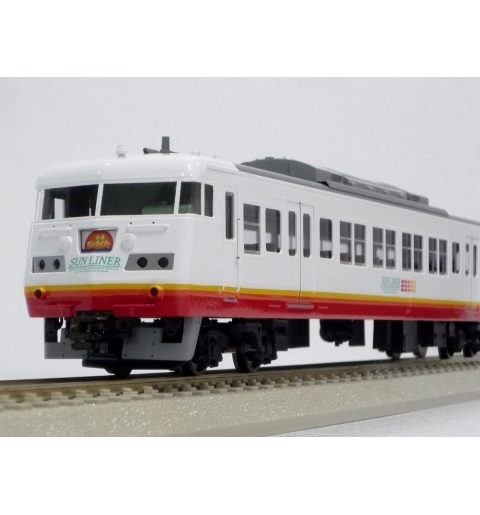 エンドウ　 JR西日本  117系「サンライナー色」4輌 Eセット  　真鍮製 スケール：1/80 レール幅16.5mmゲージ（HOゲージ）